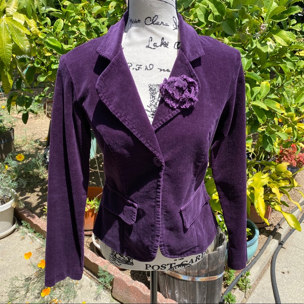 🎉HP🎉 EUC Corduroy Jacket with Flower Decor